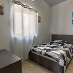 Luxurious דירה *